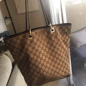 Vintage Gucci Bag (AUTHENTIC)